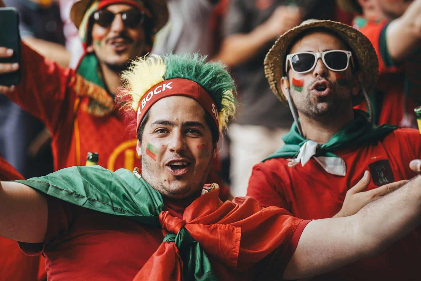 A group of people wearing red and green outfits